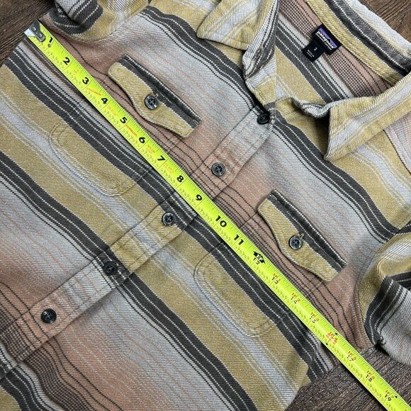 WOMENS PATAGONIA GRAY YELLOW ORANGE STRIPED LONG SLEEVE BUTTON FLANNEL SHIRT 2 - Picture 11 of 12